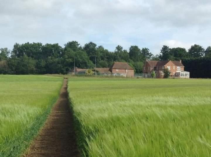 Plumpton Barn